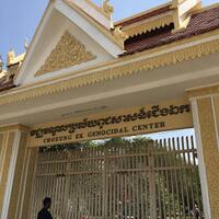 fr-jejak-kekejaman-khmer-merah-di-choeung-ek-dan-tuol-sleng-museum-kamboja