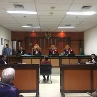 sidang-pemukulan-terhadap-nenek-67-tahun-dengarkan-keterangan-ahli-pidana