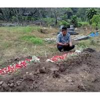 diduga-tak-punya-uang-buat-lebaran-ibu-dan-anak-bunuh-diri-minum-racun-potas