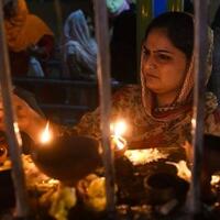 ledakan-di-luar-masjid-di-lahore-pakistan-5-orang-tewas