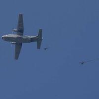 25-prajurit-kopaska-terjun-dari-ketinggian-1000-kaki