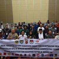 rapat-pleno-kpud-ditutup-dengan-deklarasi-damai-prabowo-kuasai-bogor