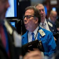 wall-street-ditutup-bergelombang-karena-investor-ragu-hasil-kesepakatan-dagang