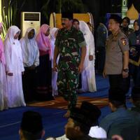 panglima-tni-mengajak-masyarakat-bersatu-dan-bersama-membangun-negara