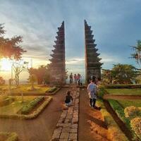 6-candi-tertinggi-di-indonesia-tempat-sakral-untuk-memuja-para-dewa