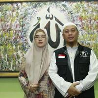 opick-cium-air-zamzam-celupan-rambut-nabi-dua-tahun-lalu