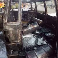 mobil-carry-terbakar-dekat-masjid-istiqlal-diduga-akibat-korsleting