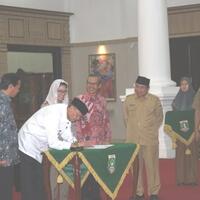 gandeng-kpk-gubernur-banten-tertibkan-aset-tanah-untuk-tingkatkan-pad
