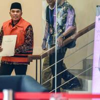 bolak-balik-diperiksa-kpk-akhirnya-jebloskan-bupati-jepara-ke-penjara