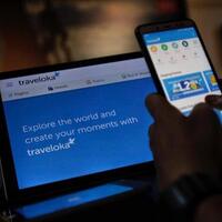 harga-selangit-penjualan-tiket-pesawat-di-traveloka-turun