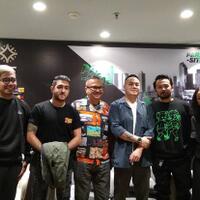 sumbang-ekonomi-kreatif-bekraf-fasilitasi-label-streetwear-lokal-unjuk-gigi