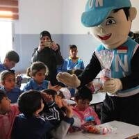 pasukan-perdamaian-ri-beri-penyuluhan-kesehatan-gigi-untuk-anak-lebanon