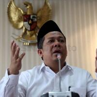 fahri-hamzah-bela-amien-rais-polisi-jangan-gunakan-pasal-makar