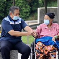 setelah-tiga-bulan-dirawat-ani-yudhoyono-hirup-udara-segar