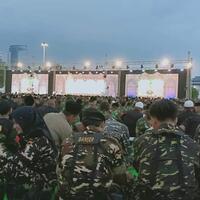 tni-polri-gelar-buka-puasa-bersama-jokowi-di-monas