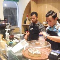 nikmatnya-kopi-susu-buatan-barista-disabilitas-di-sunyi-house-of-coffee-and-hope