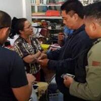 ibu-rumah-tangga-di-merangin-ditangkap-mabes-polri-karena-cuitannya-di-medsos