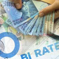 menahan-suku-bunga-acuan-bisa-selamatkan-rupiah