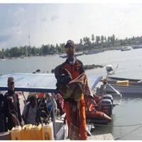 speedboat-berpenumpang-tenaga-medis-dan-pasien-rusak-di-laut