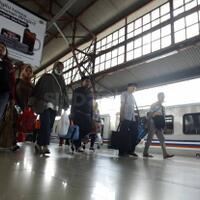 manjakan-pemudik-lebaran-2019-pt-kai-benahi-stasiun-pasar-senen