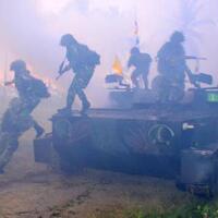 tingkatkan-profesionalisme-korps-marinir-gelar-latihan-perang-di-situbondo