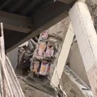 tembok-sd-di-pasar-baru-roboh-timpa-warteg-1-tewas-2-terluka-parah