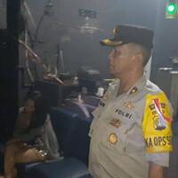 beroperasi-saat-ramadhan-cafe-dangdut-di-koja-disegel-polisi