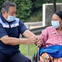 pd-ani-yudhoyono-disebut-sakit-palsu-dan-disumpahi-prabowo-diam-saja