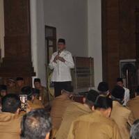 gubernur-wahidin-halim-siap-perangi-asn-malas