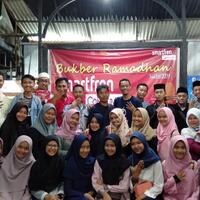 smartfren-community-bandung-barat-bukber-sekaligus-angkat-umkm