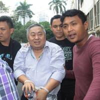 kasus-dugaan-makar-lieus-sungkharisma-resmi-jadi-tahanan-polisi