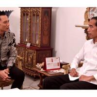 jokowi-kembali-temui-ahy-dan-zulkifli-hasan-di-istana-merdeka