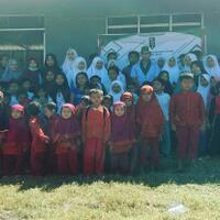 hmi-mpo-salurkan-bantuan-ke-ratusan-siswa-korban-gempa-lombok