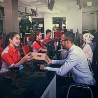 jelang-lebaran-pengiriman-paket-jne-meningkat-40