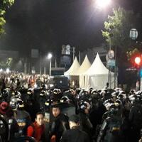 kawasan-thamrin-kembali-kondusif-ratusan-aparat-tetap-bersiaga