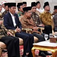 jokowi-peringati-nuzululquran-di-istana-prabowo-ikut-demo
