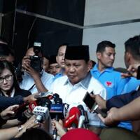 prabowo-jenguk-korban-rusuh-22-mei-di-rumah-aspirasi-menteng