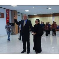 cinta-dengan-papua-warga-amerika-pindah-kewarganegaraan-jadi-wni