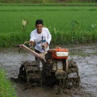 tarik-minat-milenial-kementan-gencarkan-mekanisasi-dan-digitalisasi-alsintan