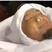 mendiang-ustaz-arifin-ilham-terlihat-tenang-senyum-dan-bercahaya