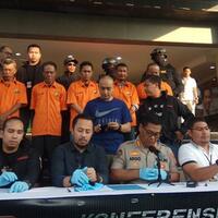 kasus--aneh--ambulans-gerindra-membawa-batu-pada-aksi-22-mei