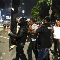 saat-kerusuhan-massa-di-jakarta-mal-di-tangerang-biasa-biasa-saja