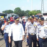 menhub-sistem-one-way-toll-cara-urai-kemacetan-saat-mudik-lebaran