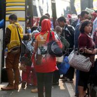 pengamanan-pemudik-di-kampung-rambutan-satu-kompi-polisi-dikerahkan