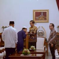 bertemu-jokowi-di-istana-juara-mtq-internasional-terharu