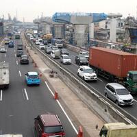 4-proyek-distop-tol-cikampek-lancar