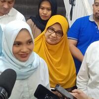 polisi-hanum-rais-memberitakan-ratna-sarumpaet-dianiaya