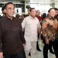 fadli-zon-heran-manifes-penerbangan-prabowo-bisa-tersebar