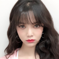 miris-dulu-cantik-dan-mempesona-idol-kpop-ini-sekarang-terlihat-kurus-kering