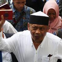 cabut-praperadilan-pengacara-berharap-kasus-eggi-sudjana-disetop